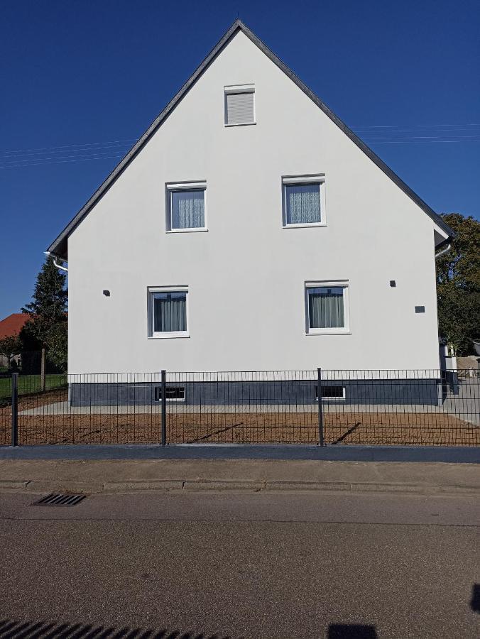 Ebs Paradies Rheinhausen Exterior foto